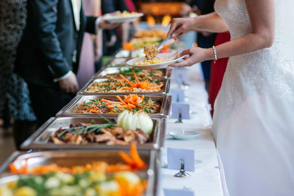 catering_wedding_reception_food_safety_illness